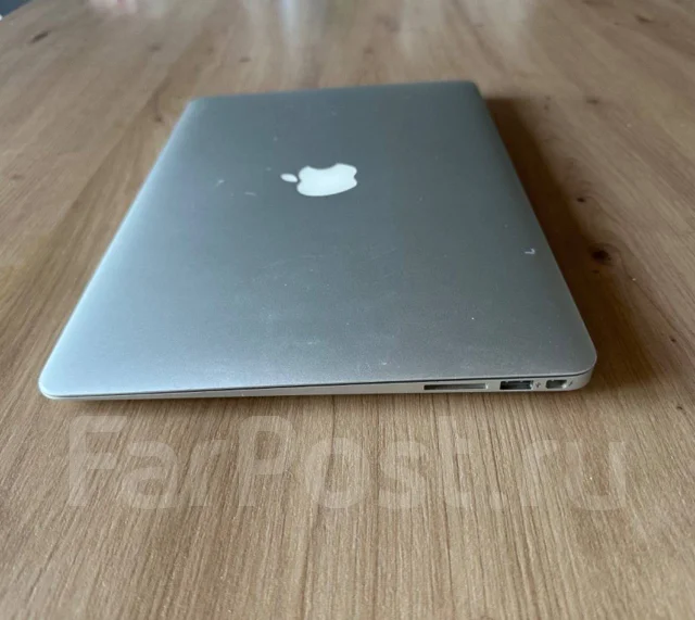 Apple MacBook Air 13 2011 Mid. 13.3", 1,7����, ��� 4 ��, ���� 256���, WiFi: 1, Bluetooth: 1, ����������� �� 5��. ����