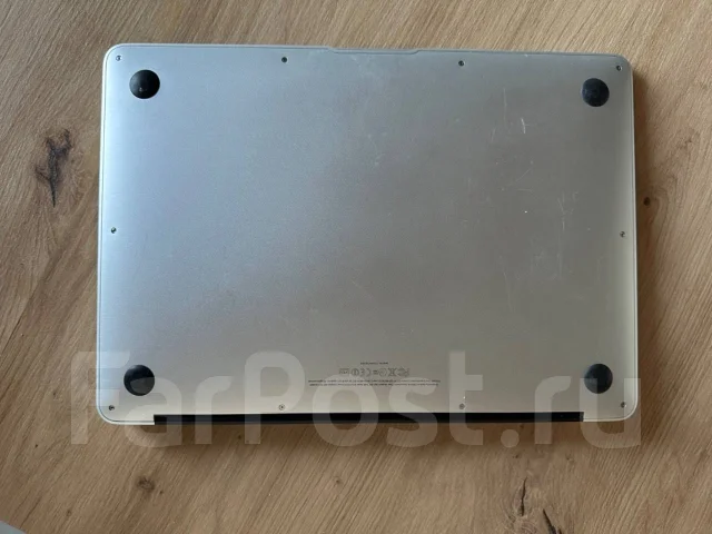 Apple MacBook Air 13 2011 Mid. 13.3", 1,7����, ��� 4 ��, ���� 256���, WiFi: 1, Bluetooth: 1, ����������� �� 5��. ����