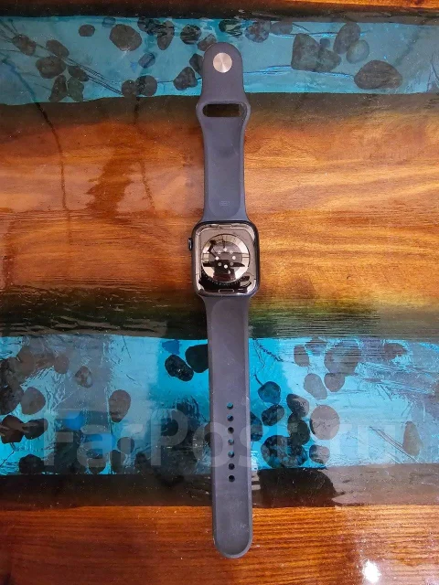 Apple Watch Series 7. GPS, NFC, IP68 ����