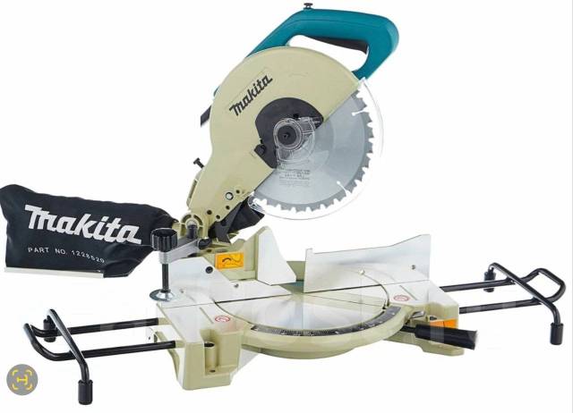 Торцовочная пила Makita LS1040, новый, в наличии. Цена: 35 000₽ во ...