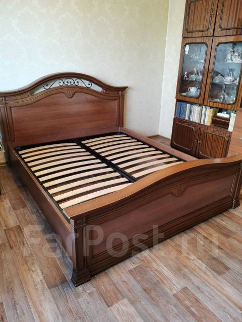 Кровать двуспальная, коричневый, 1 600,0 см, 26,0 см, 2 000,0 см, б/у ...