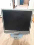 Asus. 17", ���������� �� (LCD, LED, QLED) ����