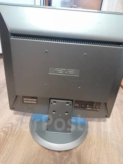 Asus. 17", ���������� �� (LCD, LED, QLED) ����