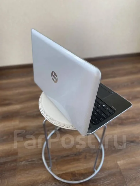 HP Pavilion 15-e058sr. 15.6", 2,6����, ��� 6 ��, ���� 750���, WiFi: 1, Bluetooth: 1, ����������� �� 4 200��. ����