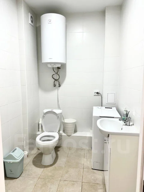 4-���������, ����������, ����� ����������� 26. ����� �� ����, ������� ����, 98���.��., 1/3 ����, ������������ ������. ���. ���� ����