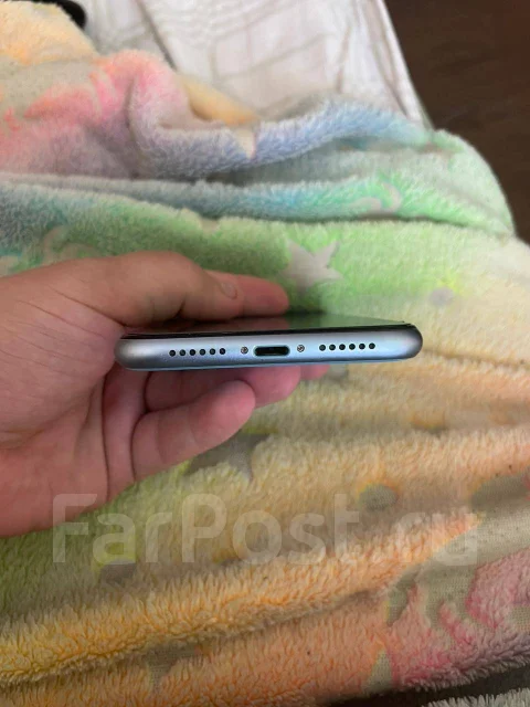 Apple iPhone Xr. �/�, 256 ��, �����, 3G, 4G LTE ����