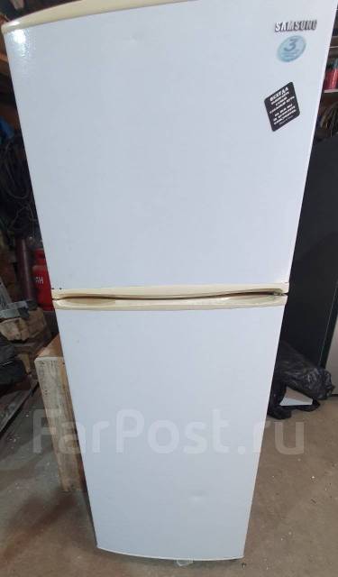 Продам холодильник 2х камерный Samsung, б/у, в наличии. Цена: 5 000₽ во ...