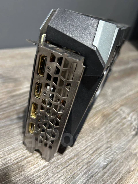 GeForce RTX 3070 Ti ����