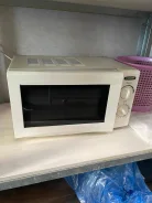 ����� ����