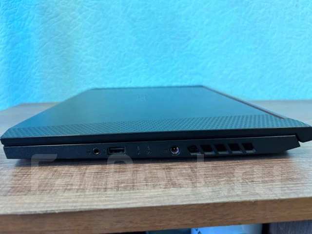 Acer Nitro 5 AN515-43. 15.6", 60����, ��� 8 ��, ���� 256���, WiFi: 1, Bluetooth: 1, ����������� �� 8��. ����