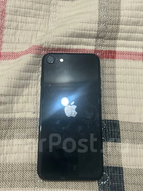 Apple iPhone SE 2020. �/� ����