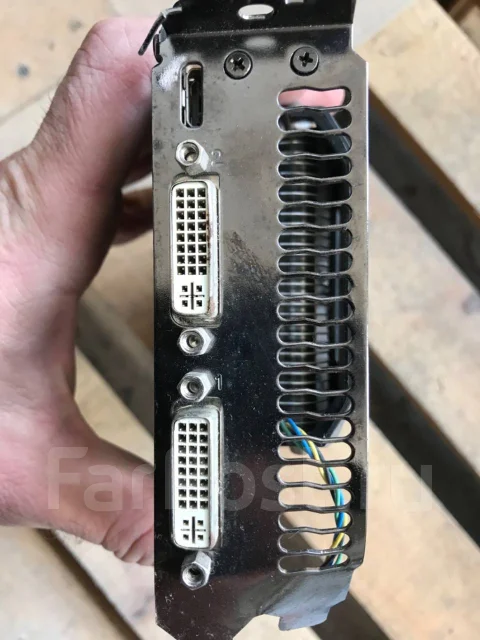 GeForce GTX 560 Ti ����