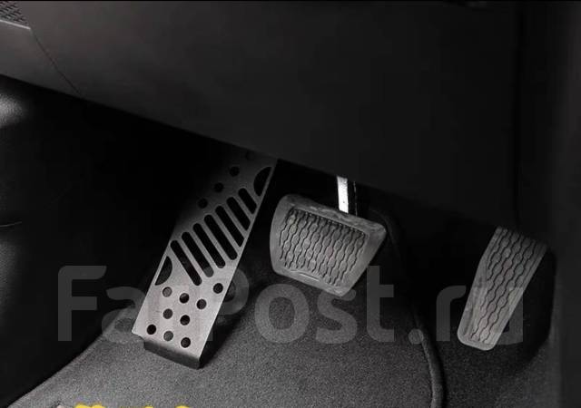 Педаль упор под левую ногу в Jeep Wrangler JL купить во Владивостоке по ...