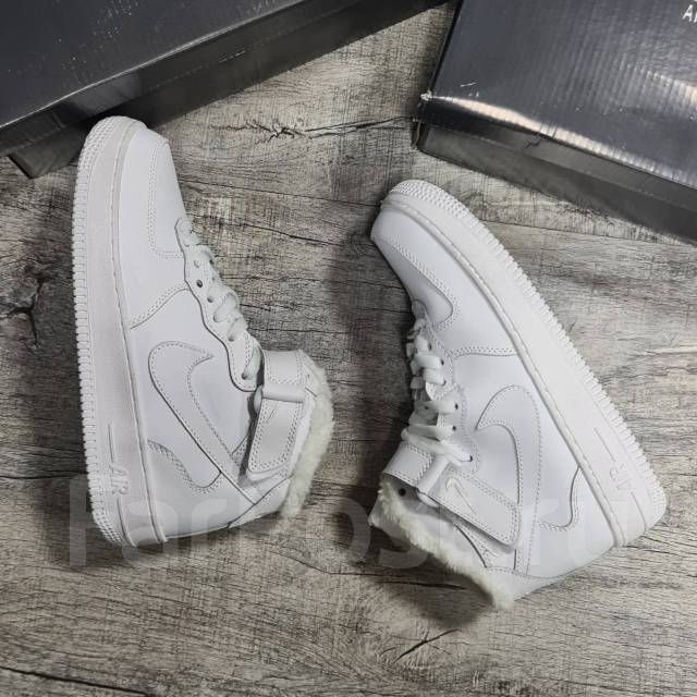 Nike air force 1 mid white tumblr best sale