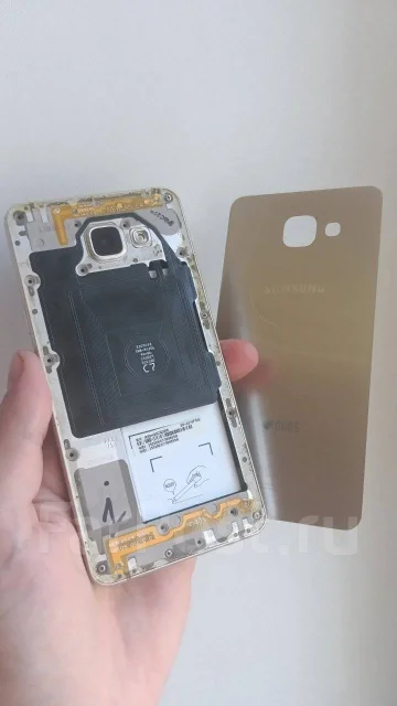 Samsung Galaxy A3. �/� ����