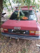 Audi 100 ����