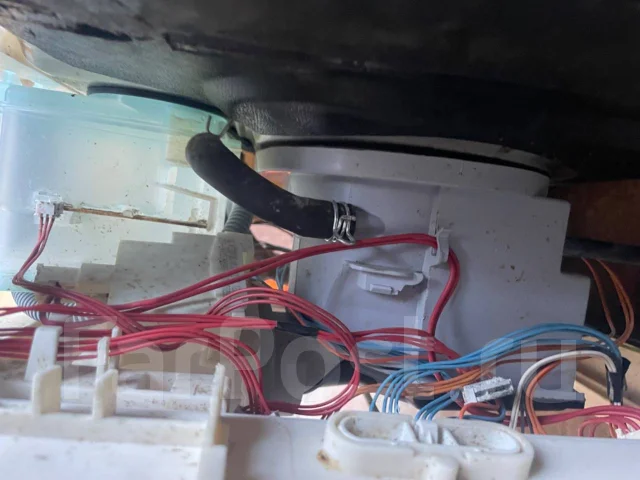 Hotpoint-Ariston ����