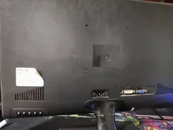�����������. 20", ���������� �� (LCD, LED, QLED) ����