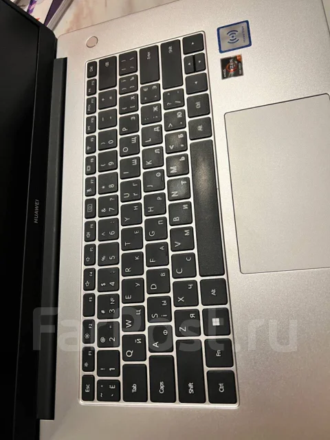 Huawei MateBook D 15 BOM-WFQ9. 15.6", 2,1����, ��� 16 ��, WiFi: 1, Bluetooth: 1, ����������� �� 16��. ����