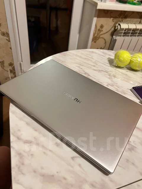 Huawei MateBook D 15 BOM-WFQ9. 15.6", 2,1����, ��� 16 ��, WiFi: 1, Bluetooth: 1, ����������� �� 16��. ����