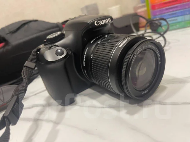 Canon EOS 1000D ����