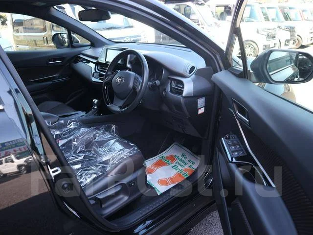 Toyota C-HR. �������, 4wd, 1.2 (116��.�.), ������, 39 000����. ��, �/�. ��� ����� �� ������������ ����