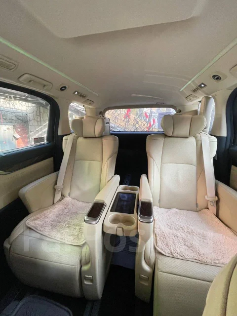Toyota Alphard. ��������, 4wd, 0.2 (152��.�.), ������, 40 000����. �� ����