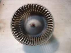 �������� ����� Mazda 3 459284 BBP261B10 ����
