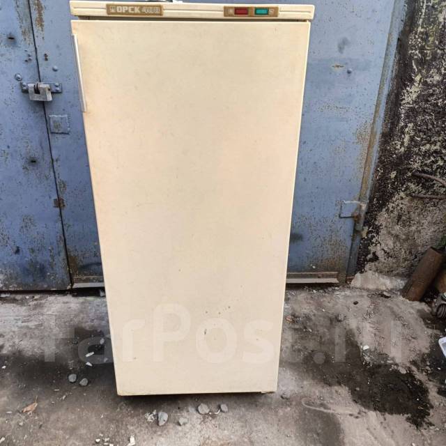 Холодильник Орск, б/у, в наличии. Цена: 2 000₽ во Владивостоке