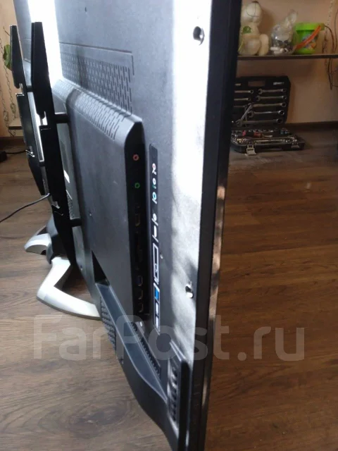DEXP U55B9000K. OLED ����