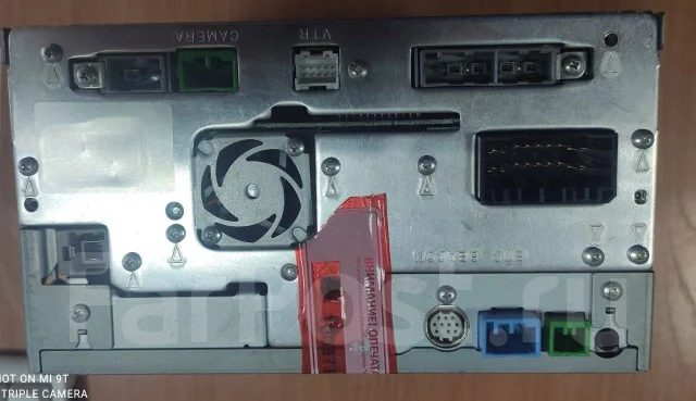 Clarion MAX560HD ����