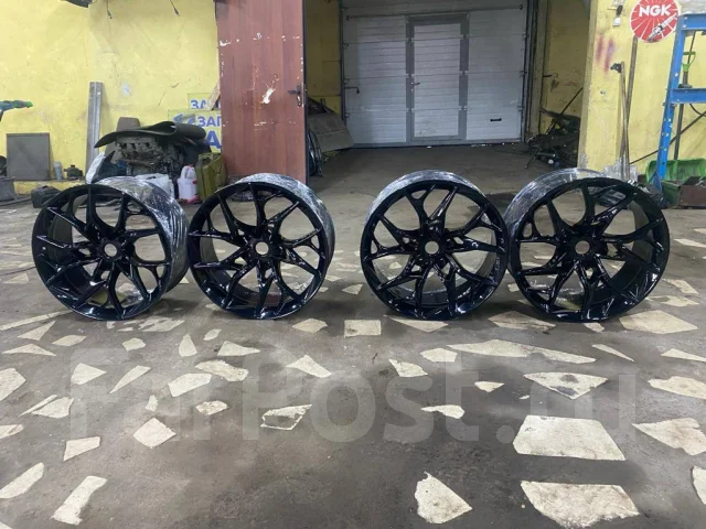 Khann. 10.0x22", 5x150, ET10 ����