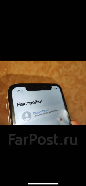 Apple iPhone 11. �/�, 64 ��, �����, 3G, 4G LTE, NFC ����