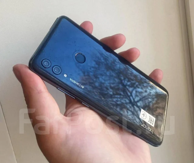Honor 10 Lite. �/� ����