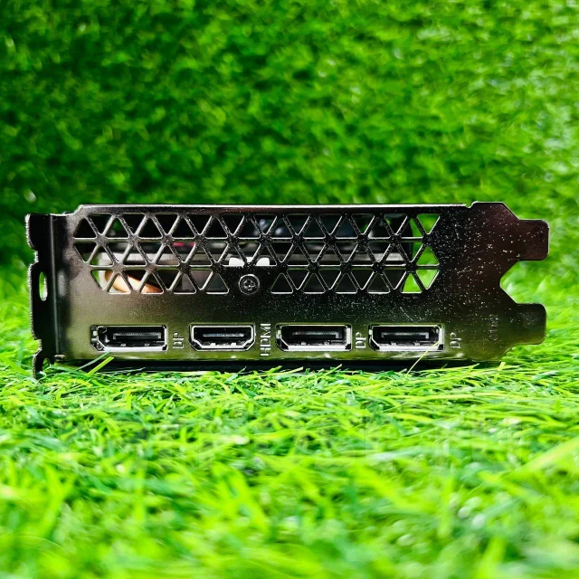 GeForce GTX 1080 Ti ����