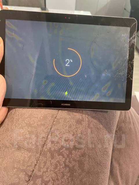 Huawei MediaPad T3. ������ 16 �� ����