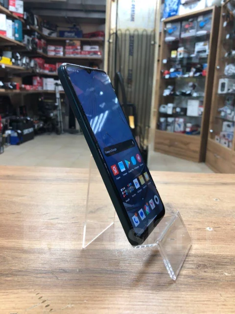 Xiaomi Poco M5. �/�, 64 ��, �������, 3G, 4G LTE, 5G, Dual-SIM, NFC ����