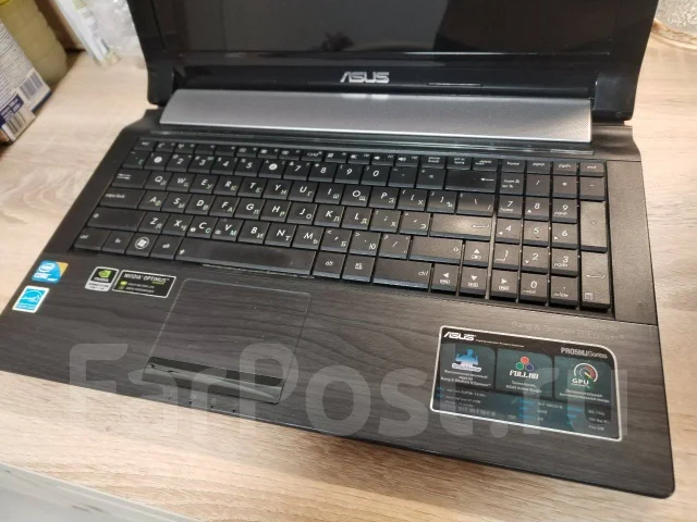 Asus N53Jq. 15.6", 2,4����, ��� 4 ��, ���� 320���, WiFi: 1, Bluetooth: 1 ����
