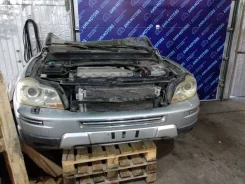 Volvo XC90 ����