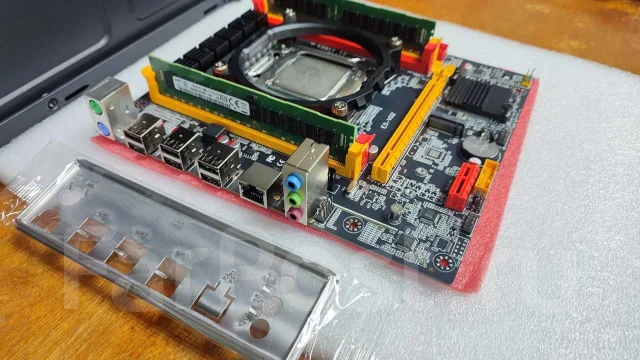 LGA2011 ����