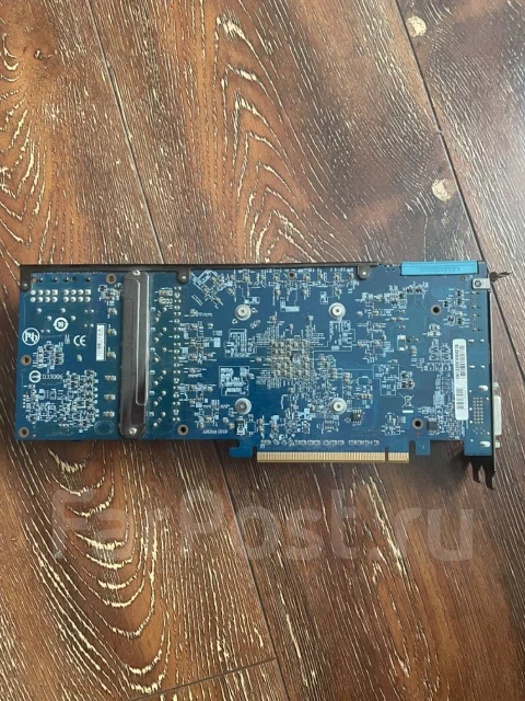 Radeon HD 7950 ����