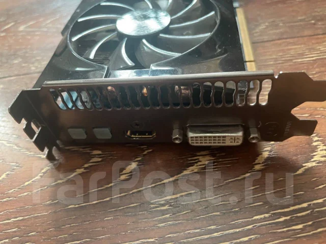 Radeon HD 7950 ����
