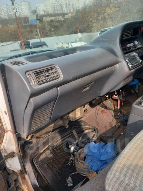 Toyota Hiace. LH119, 3L ����