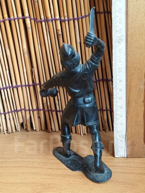 * Детская Игрушка Солдатик Викинг ДЗИ ДФИ СССР 1980-е 17 см. клеймо КП ...