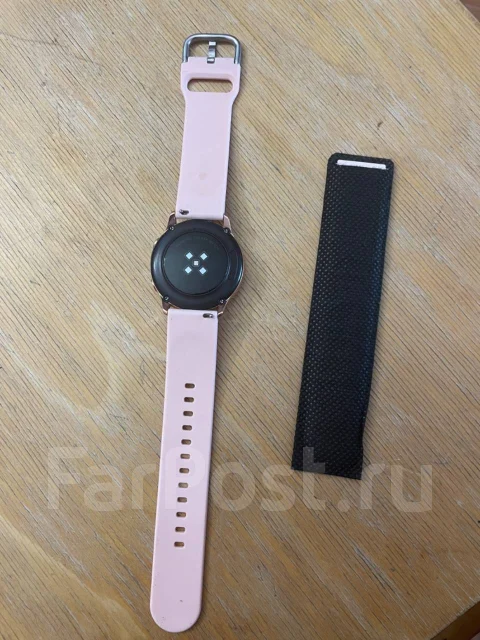 Samsung Galaxy Watch Active ����