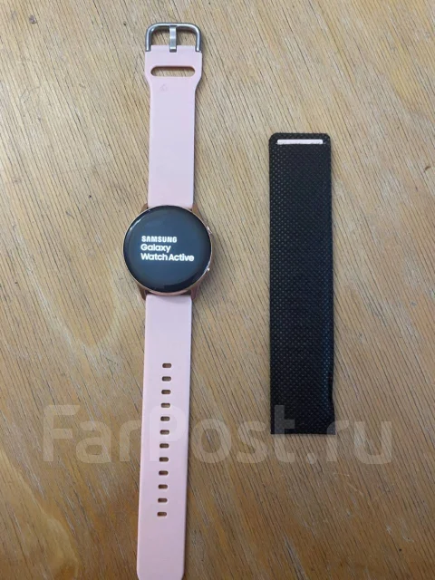 Samsung Galaxy Watch Active ����