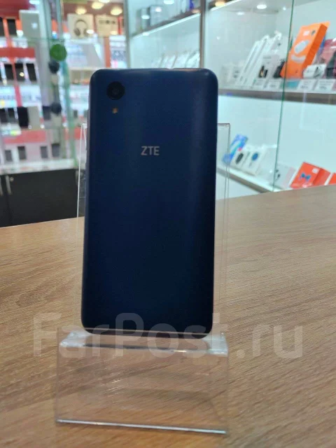 ZTE Blade L8. �/�, 32 ��, ����� ����
