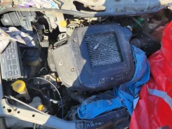 Nissan Bassara. YD25 ����