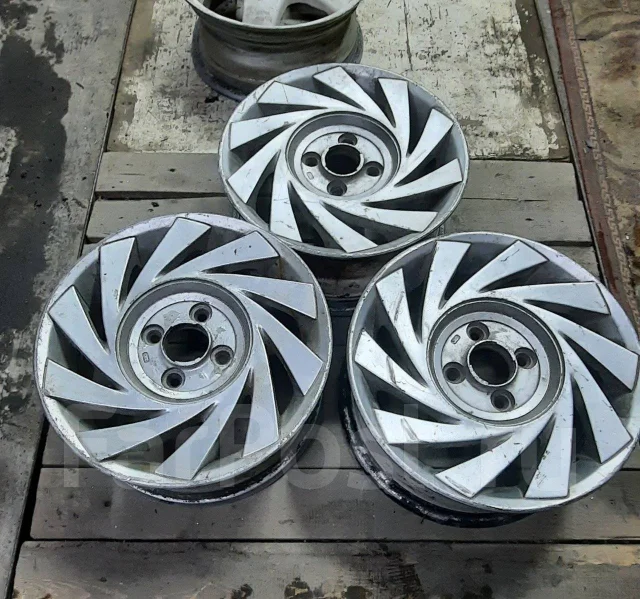 Japan Racing. 6.0x14", 4x100, ET38 ����