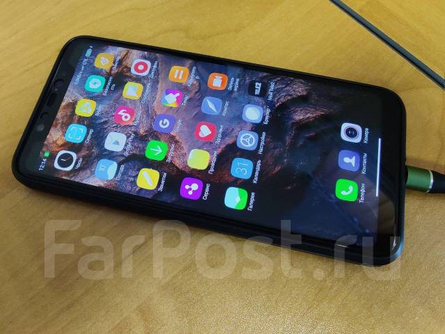 Смартфон Xiaomi Mi 8 6/64 в отличном состоянии, 64 гб, 6.21", моноблок ...